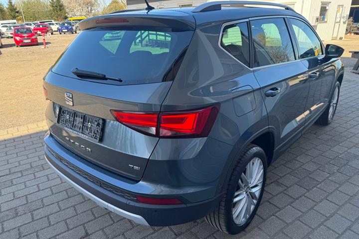 Grå Seat Ateca fra 2017