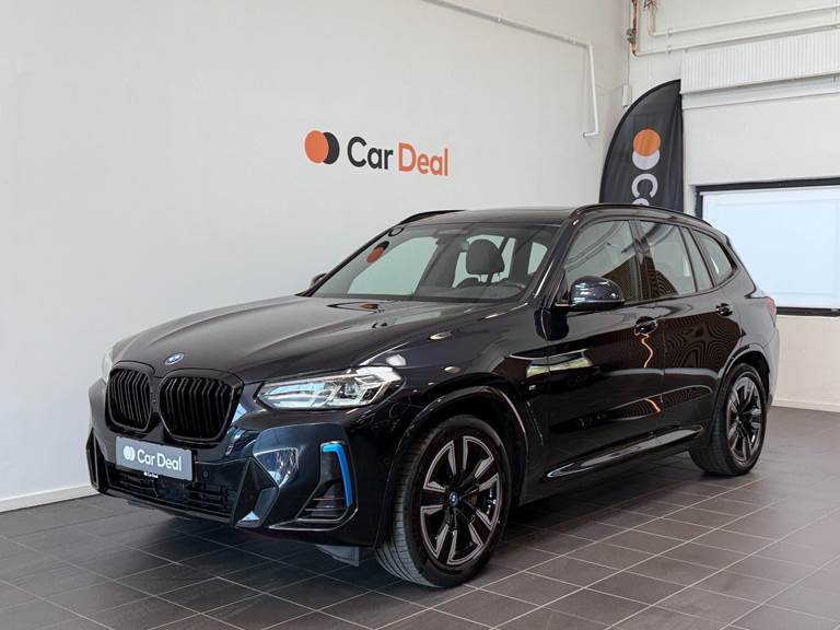 BMW iX3 Charged M-Sport