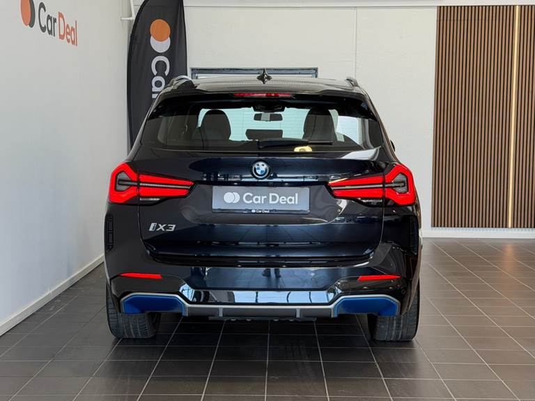 BMW iX3 Charged M-Sport