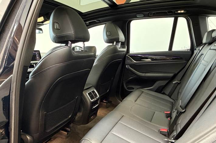 Sort BMW iX3 fra 2022