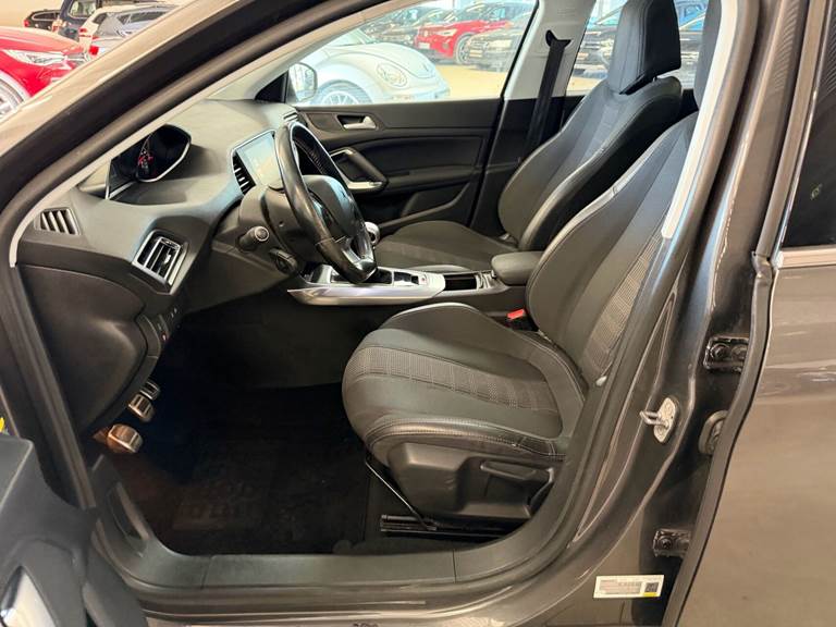 Peugeot 308 1,6 SW BlueHDi Allure+ 120HK Stc 6g