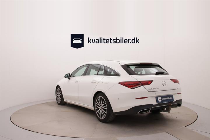 Hvid Mercedes CLA200 d fra 2019