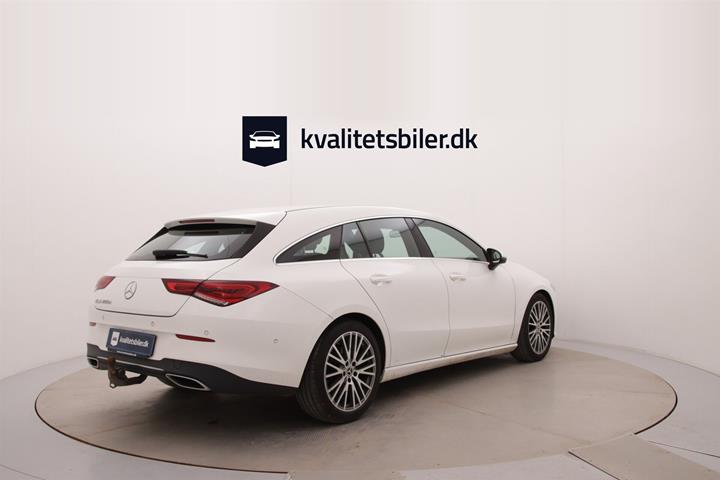 Hvid Mercedes CLA200 d fra 2019