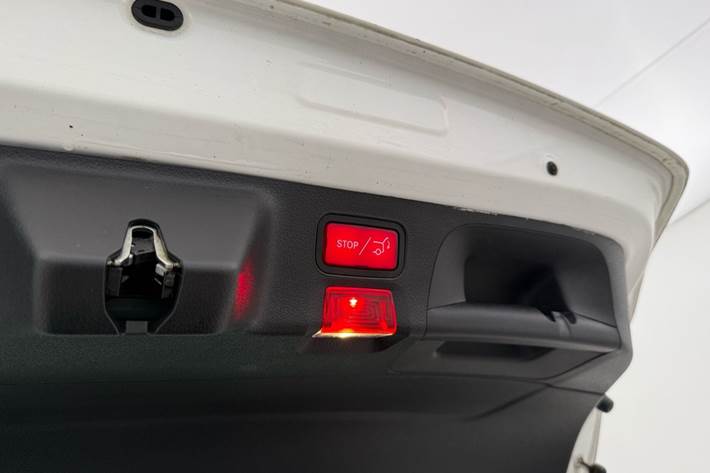 Hvid Mercedes CLA200 d fra 2019