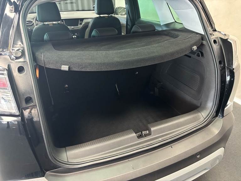 Opel Crossland 1,2 T Sport 110HK 5d 6g