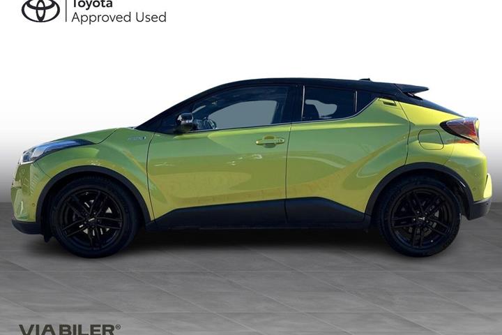 Grøn Toyota C-HR fra 2019