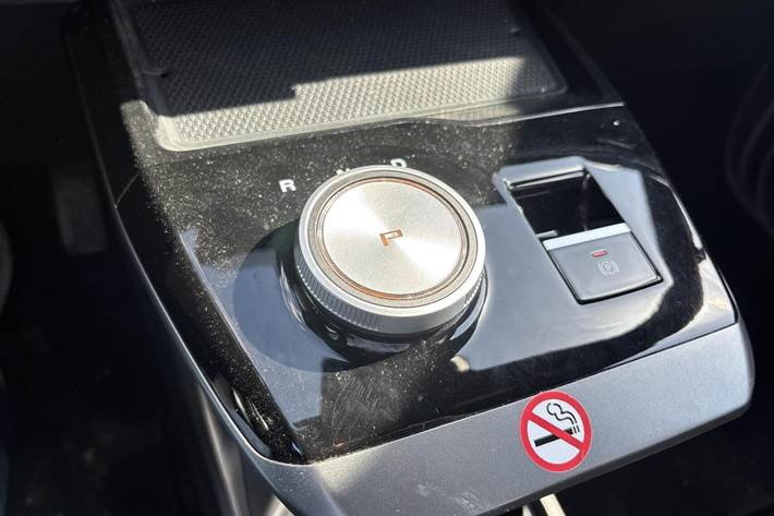 Sølv MG MG4 fra 2023