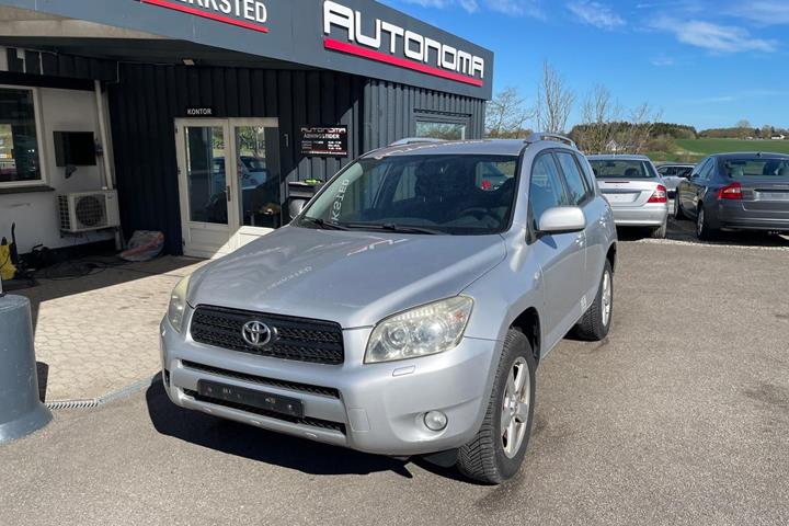 undefined Toyota RAV4 fra 2007 set udefra
