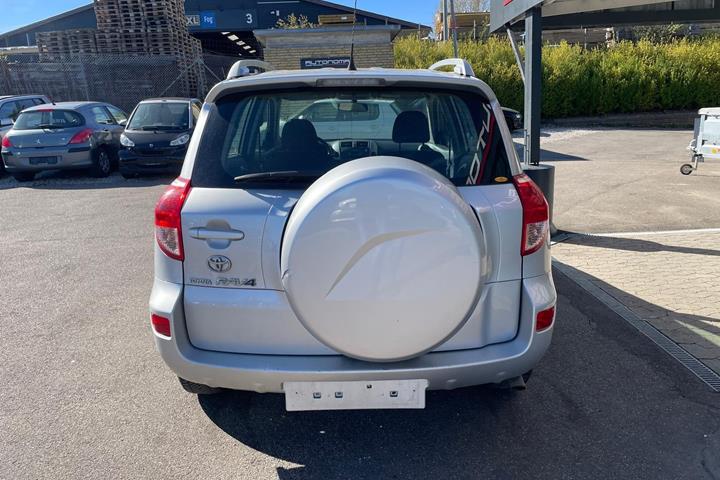 undefined Toyota RAV4 fra 2007