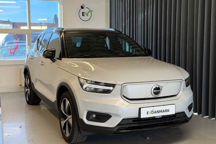 Hvid Volvo XC40 fra 2021