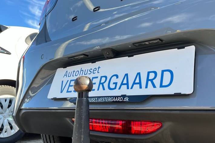 Grå Opel Corsa fra 2024