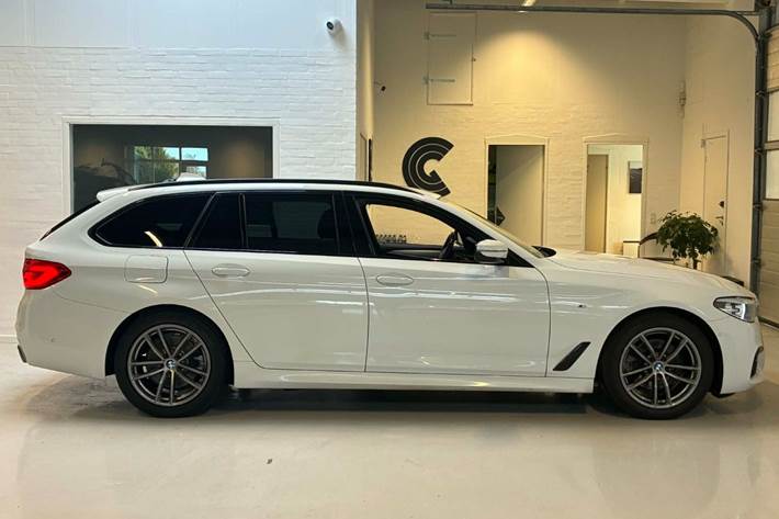 Hvid BMW 520d fra 2017