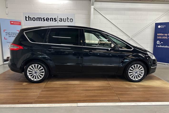 Sort Ford S-MAX fra 2014