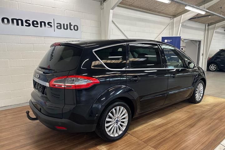 Sort Ford S-MAX fra 2014