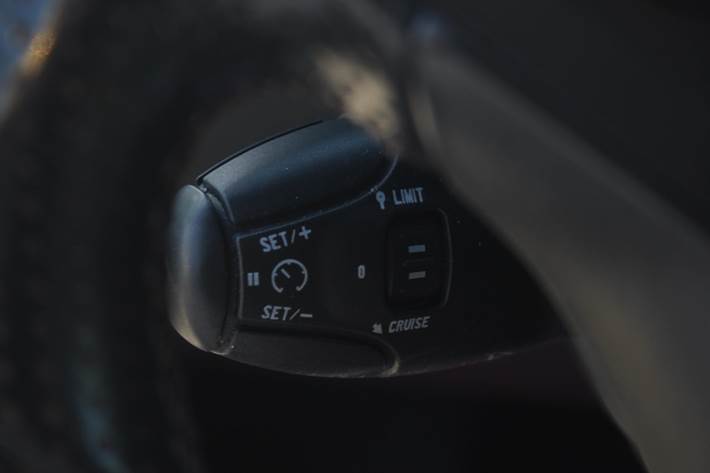 Sort Peugeot 208 fra 2014