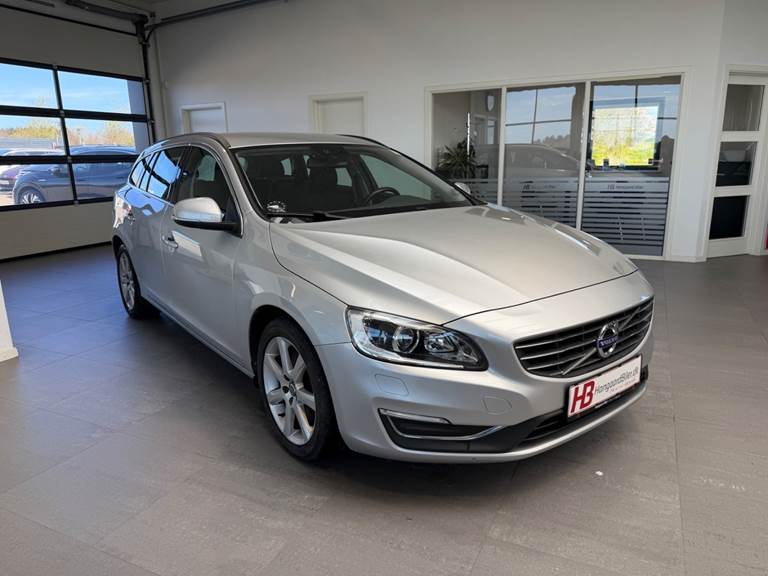 Volvo V60 2,0 D3 150 Momentum