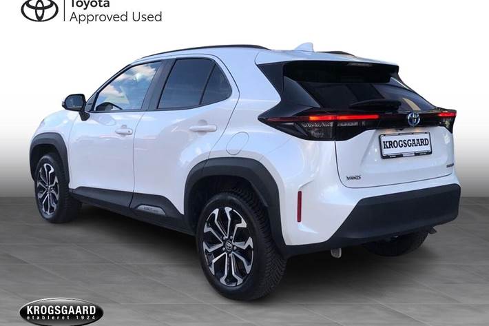 Hvid Toyota Yaris Cross fra 2022