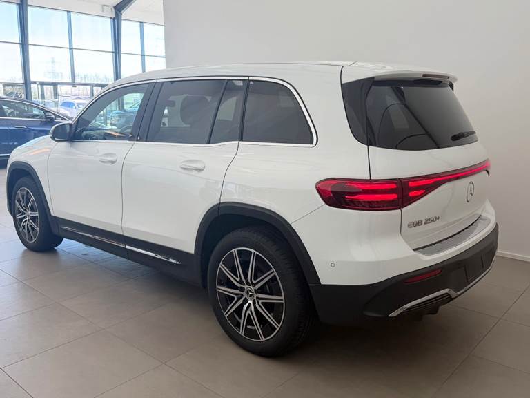 Mercedes EQB250+ AMG Advance