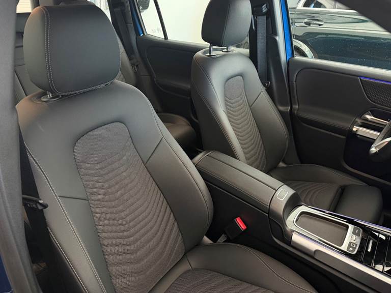 Mercedes EQB300 Progressive 4Matic