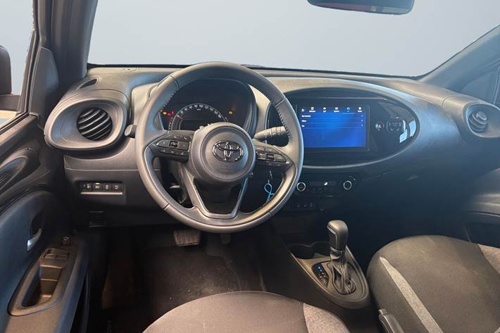 Sort Toyota Aygo X fra 2025