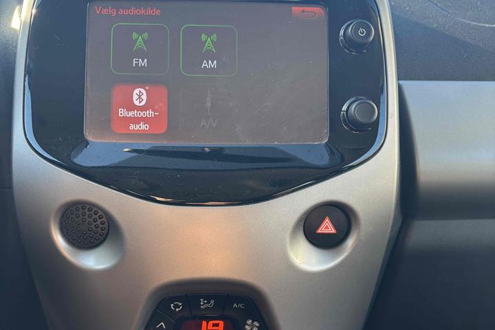 Grå Citroën C1 fra 2017