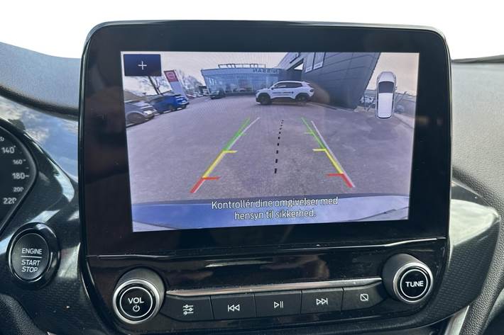 Blå Ford Fiesta fra 2022