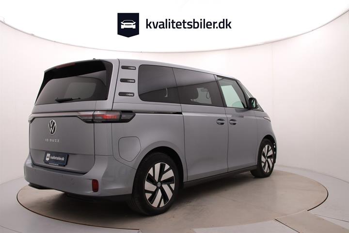 Sølv VW ID.Buzz fra 2023