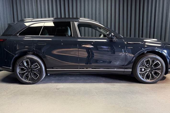 Sort Xpeng G9 fra 2026