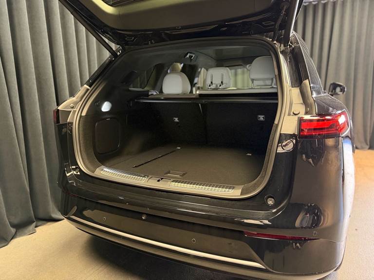 Xpeng G9 EL Standard Range 351HK 5d Aut.