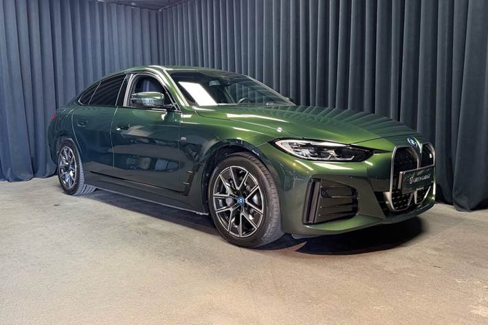 Grøn BMW i4 fra 2023