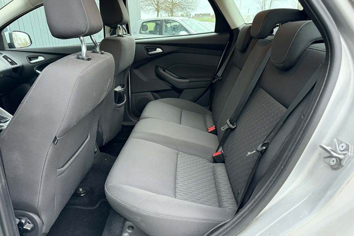 Sølv Ford Focus fra 2014