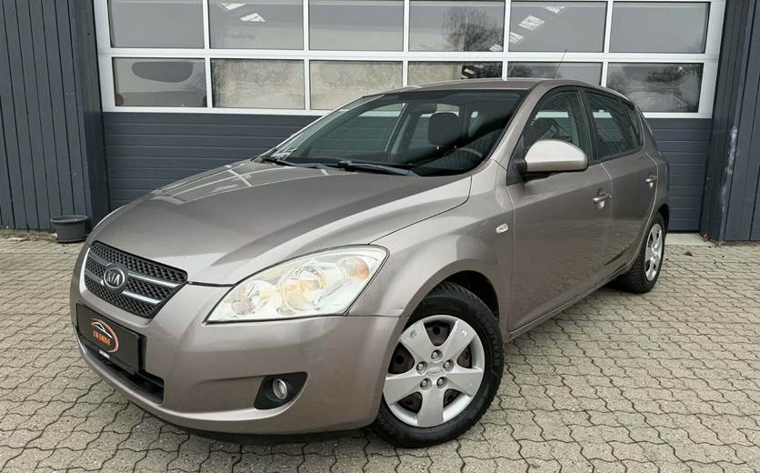Kia Ceed 1,4 CVVT Exclusive 109HK 5d
