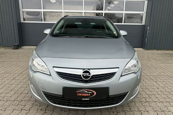 undefined Opel Astra fra 2012