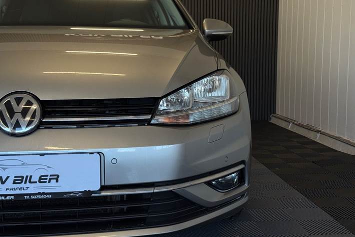 Sølv VW Golf VII fra 2018
