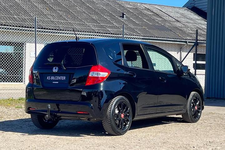 Sort Honda Jazz fra 2015