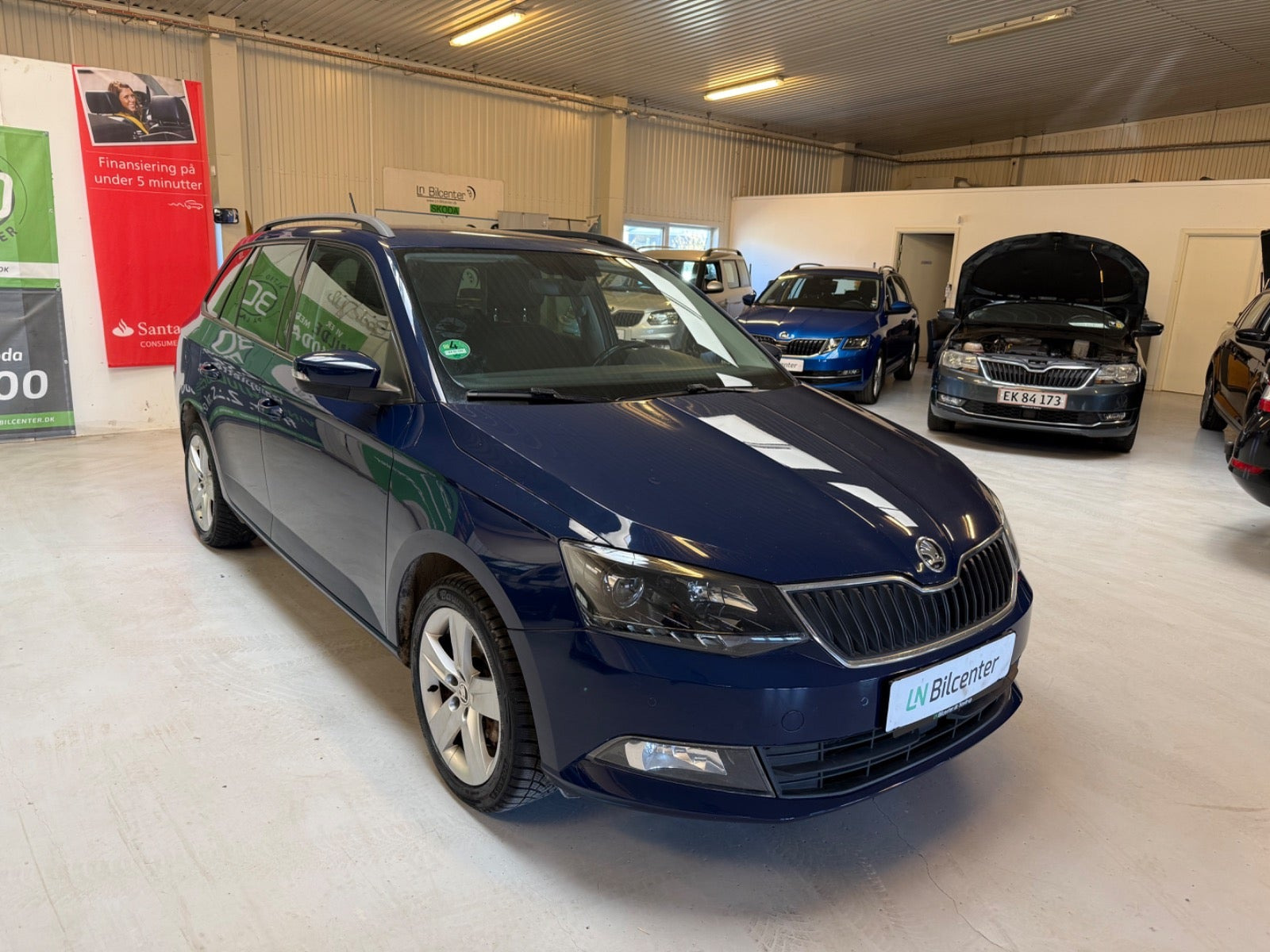 Blå Skoda Fabia fra 2018