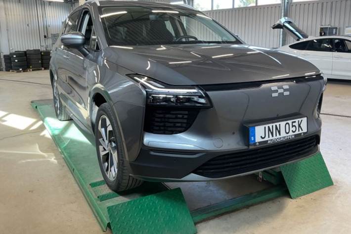 Grå Aiways U5 fra 2023