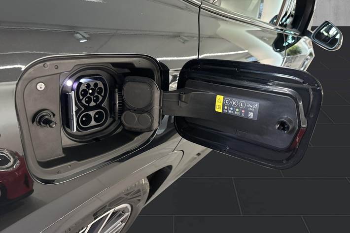 Sort BMW iX1 fra 2025