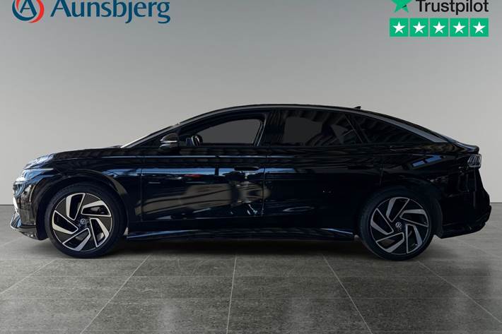Sort VW ID.7 fra 2024