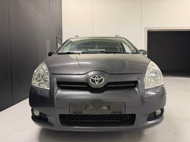 Toyota Corolla Verso 2,2 D-4D 136 Sol 7prs