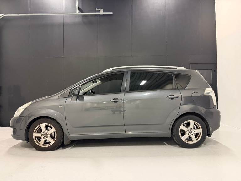 Toyota Corolla Verso 2,2 D-4D 136 Sol 7prs