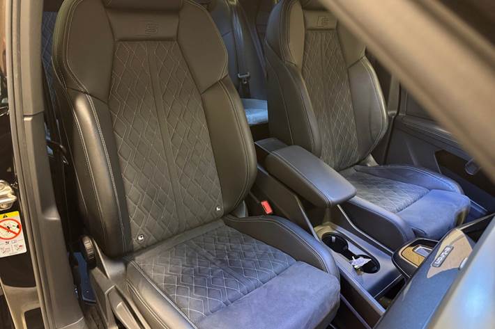 Sort Audi Q4 e-tron fra 2021