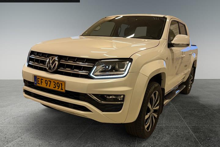 Hvid VW Amarok fra 2017 set udefra