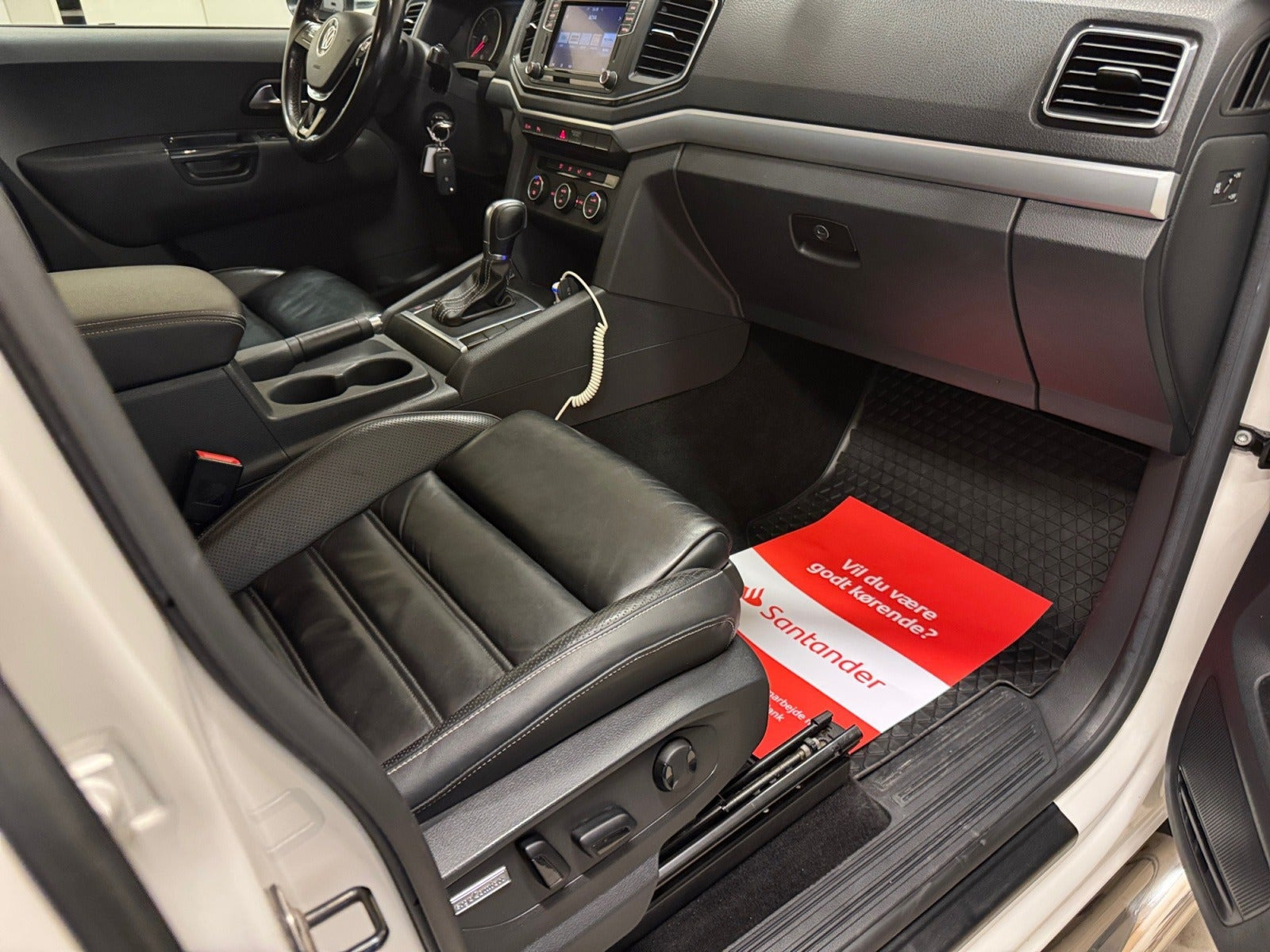 Hvid VW Amarok fra 2017