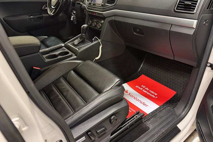 Hvid VW Amarok fra 2017
