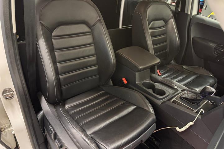Hvid VW Amarok fra 2017