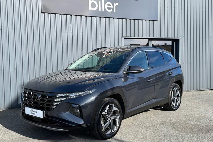 Grå Hyundai Tucson fra 2022 set udefra
