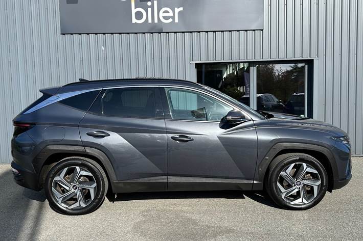 Grå Hyundai Tucson fra 2022
