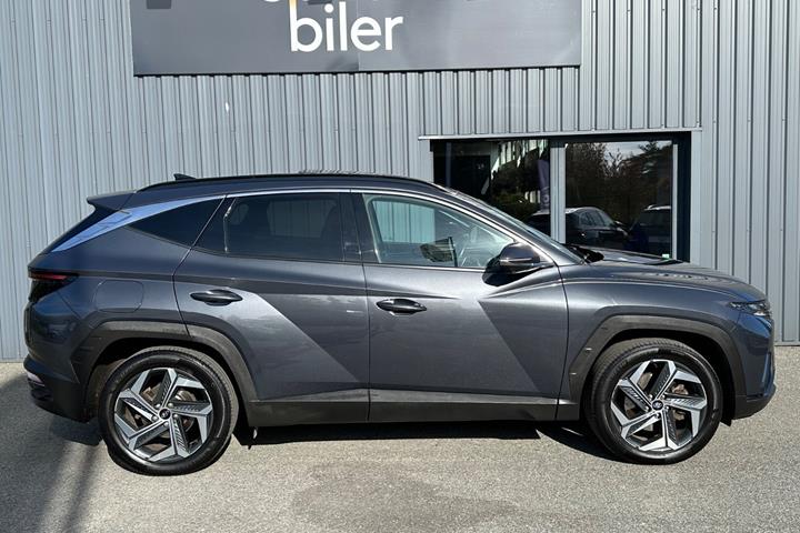 Grå Hyundai Tucson fra 2022