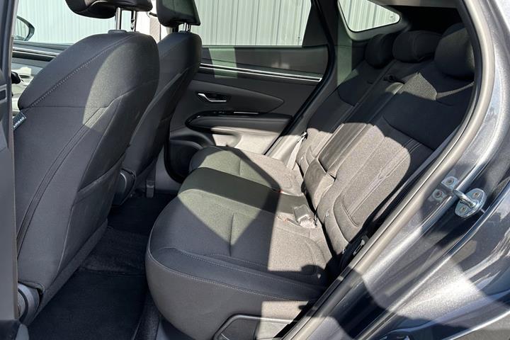 Grå Hyundai Tucson fra 2022